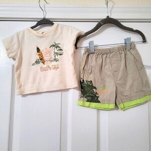 Vintage Winnie The Pooh Surfing‎ Short Set
